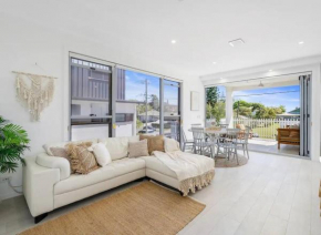 The Pearl of the Coast, Kingscliff